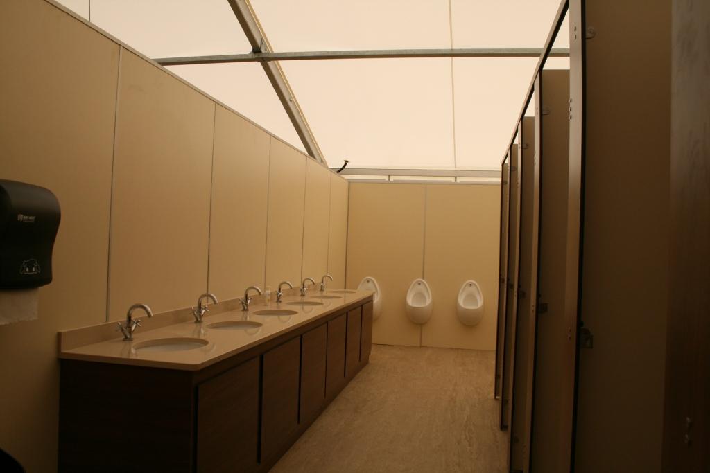 Thornton Manor Toilets